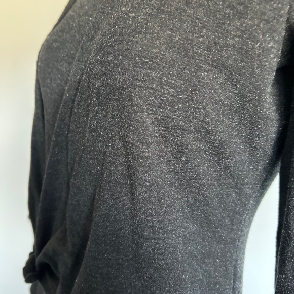 Long Sleeve Bodysuit with twist front detail United Colors of Benneton - Picture 4 of 8